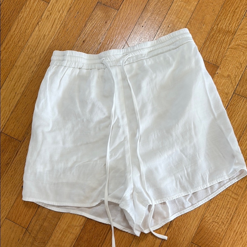 Princess Polly White Lounge Shorts